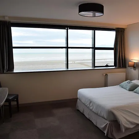 Les Galets Bleus Hotel 3*
